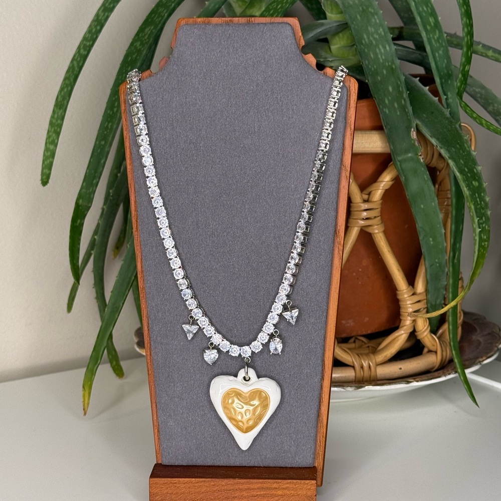Julietta Dangly Heart Tennis Necklace Crystal Statement Pendant $295 Retail - Picture 2 of 8